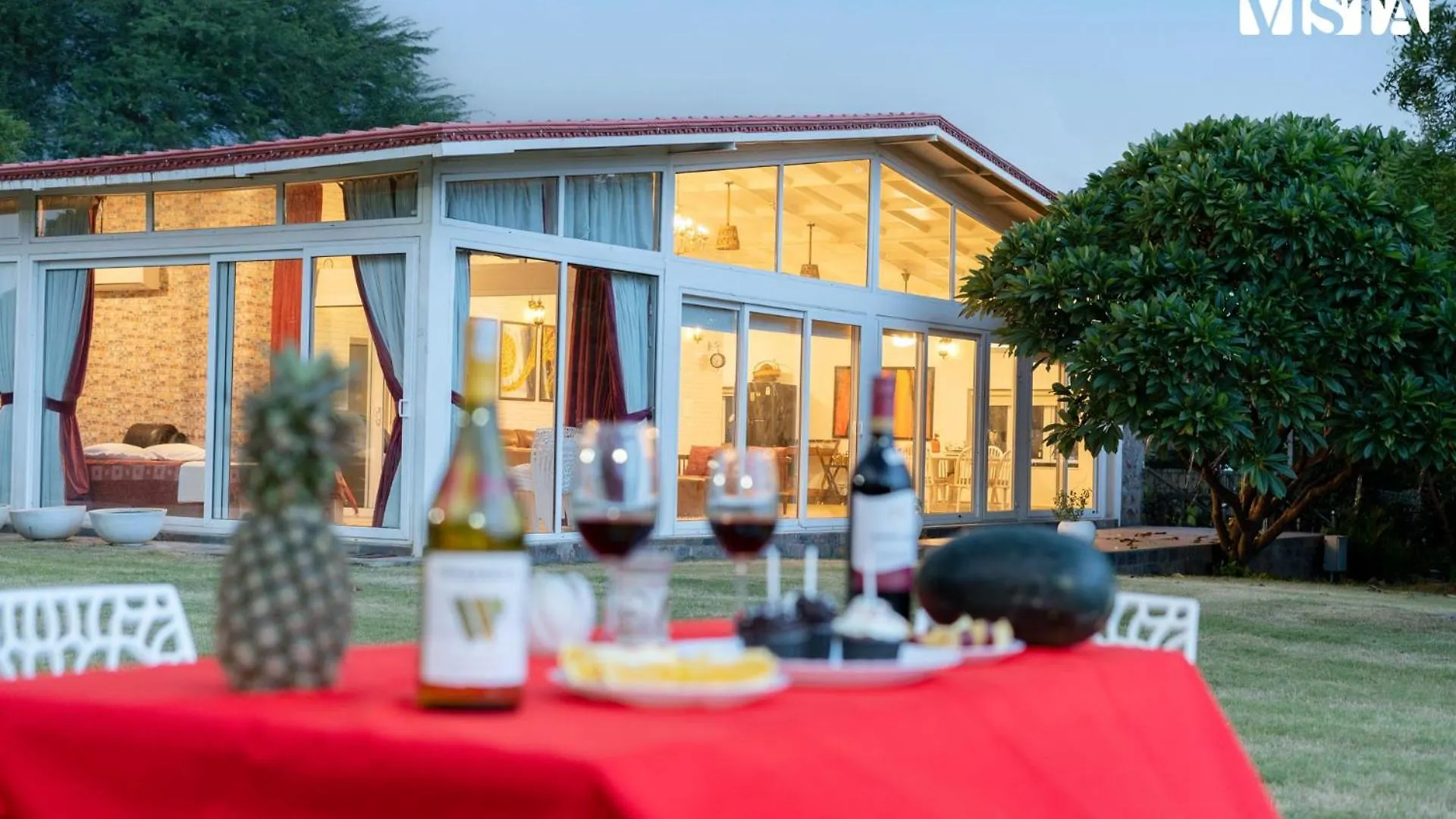 Villa Stayvista's Glasshouse: Orchard Farmstay with Pool and Relaxation Gurgaon
